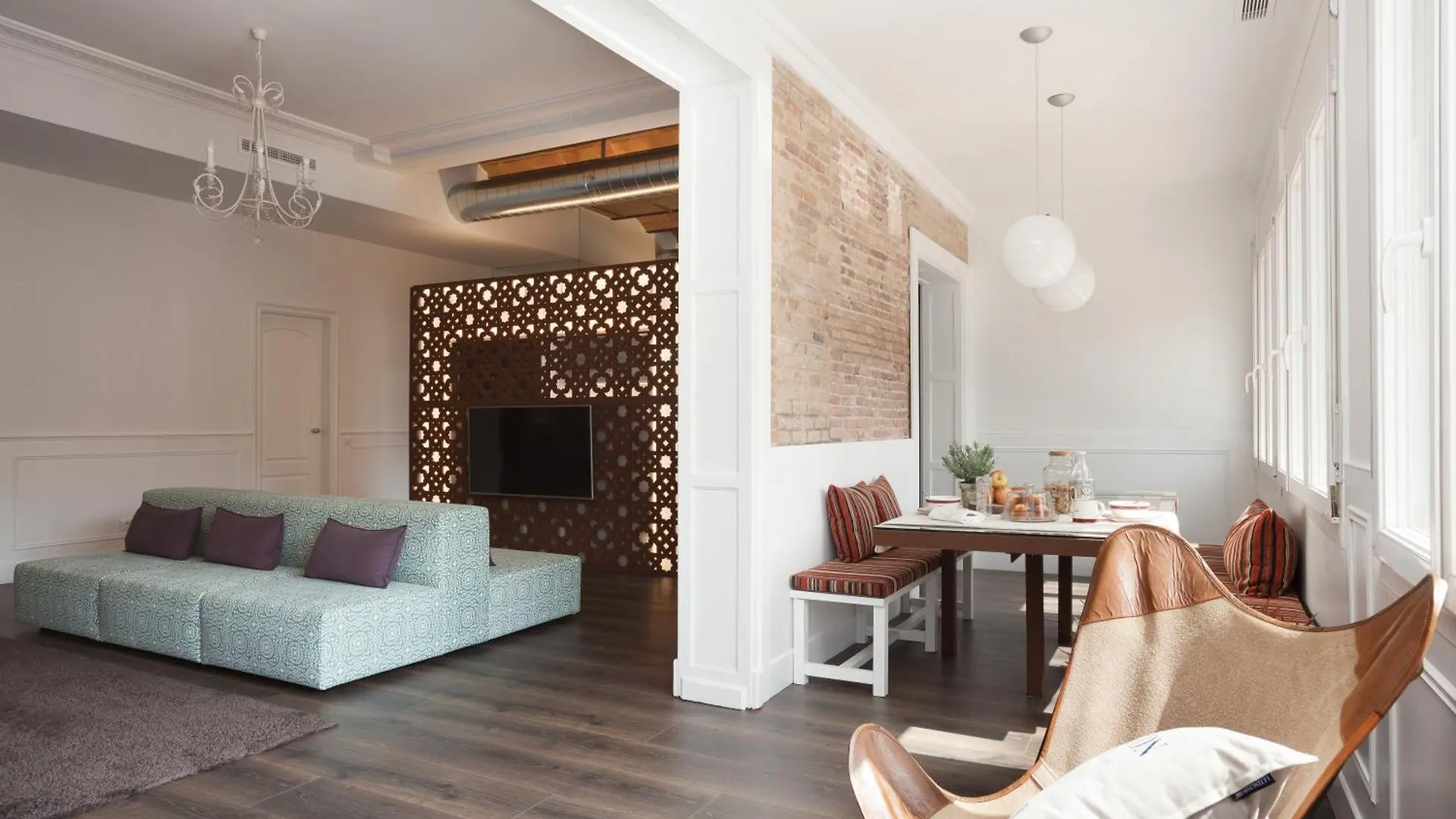 Enjoybcn Coliseum Apartments Barcelona 0*,  Spain